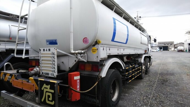 日野 プロフィア 大型 タンクローリー KL-GN2PPHA(4537) 4枚目