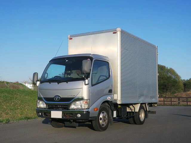 トヨタ ダイナ 小型 バン SKG-XZC605(27490) 2枚目