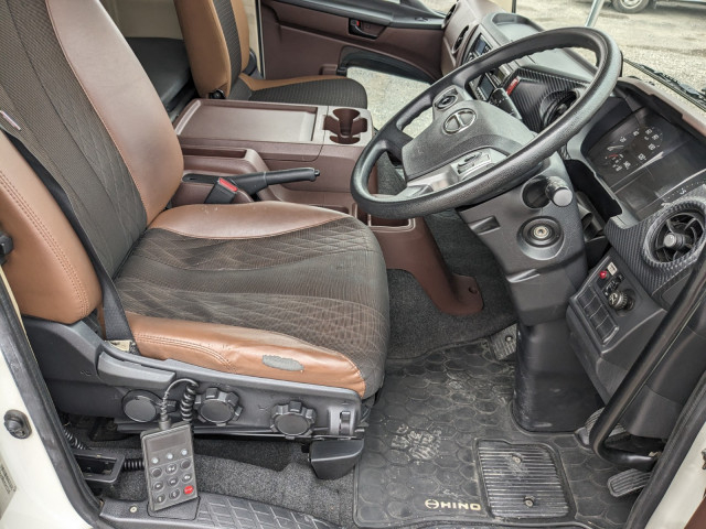 日野 レンジャー 中型 冷蔵冷凍バン 2KG-FD2ABG(105339) 39枚目