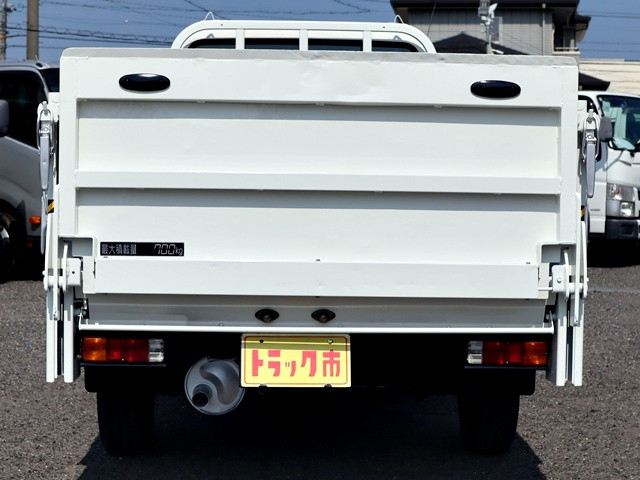 トヨタ ライトエース 小型 平ボディ GK-KM70(109215) 6枚目