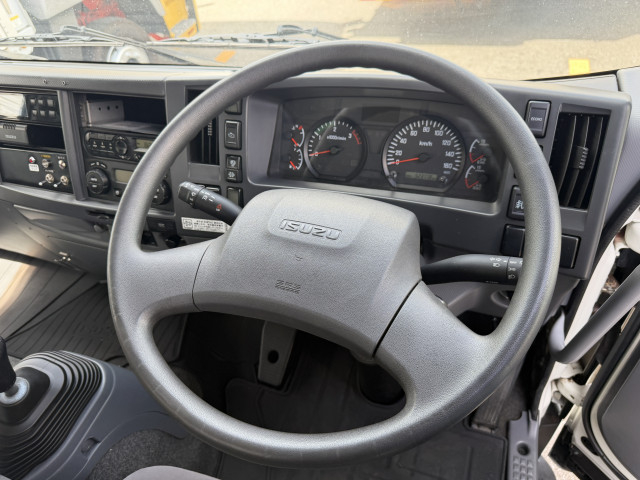 いすゞ フォワード 中型 冷蔵冷凍バン TKG-FRR90T2(110831) 20枚目