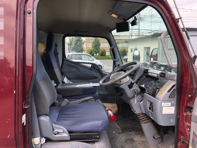 三菱ふそう キャンター 中型 キャブ付きシャーシ PDG-FE83DY(3749) 12枚目