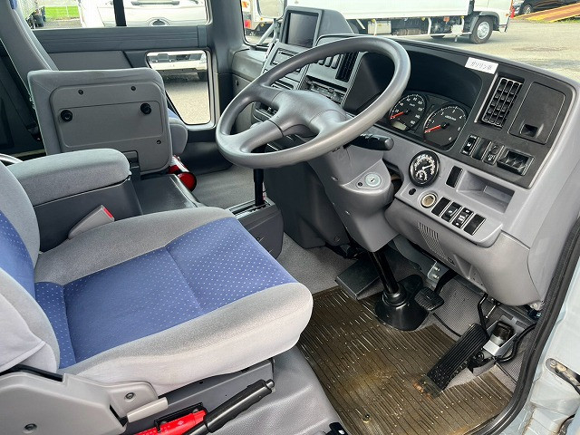日産自動車 シビリアン 小型 バス ABG-DHW41(110437) 14枚目