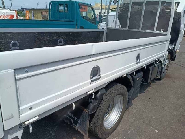 いすゞ エルフ 小型 平ボディ TKG-NJS85A(109614) 17枚目