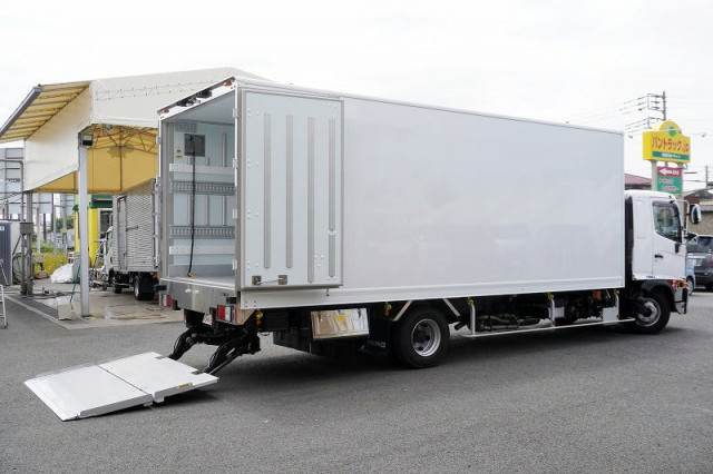 日野 レンジャー 中型 冷蔵冷凍バン 2KG-FD2ABG(111339) 9枚目