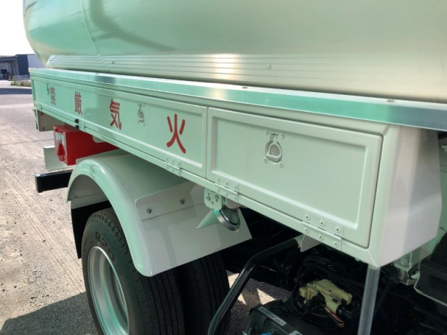 三菱ふそう キャンター 小型 タンクローリー 2PG-FEA80(112660) 24枚目