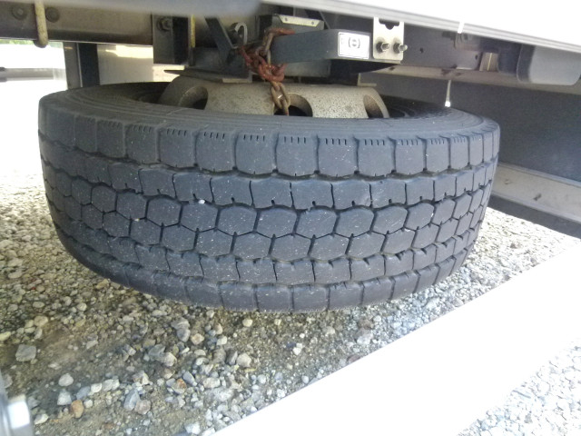 UDトラックス（日産） クオン 大型 ウィング 2RG-CG5FA(113976) 32枚目