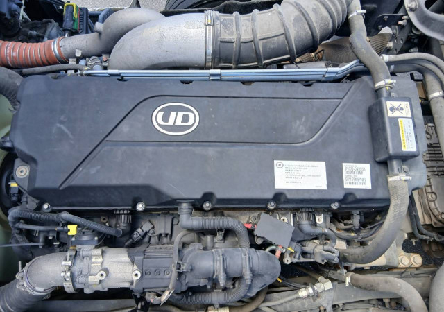 UDトラックス（日産） クオン 大型 ウィング 2PG-CG5CA(109276) 29枚目