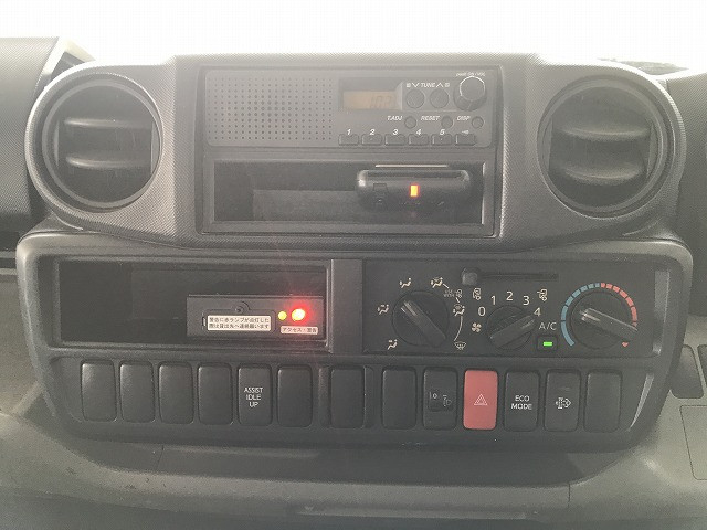 日野 デュトロ 小型 平ボディ SKG-XZU650M(110135) 43枚目