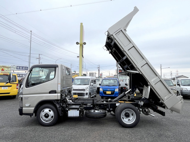三菱ふそう キャンター 小型 土砂ダンプ 2RG-FBA60(105543) 11枚目