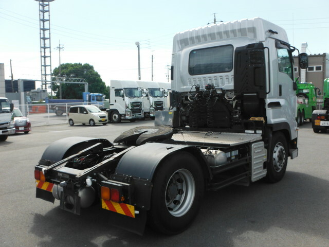 いすゞ ギガ 大型 トラクタ QKG-EXD52BD(35334) 34枚目