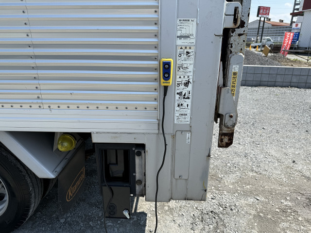 トヨタ ダイナ 小型 バン TPG-XZU605(110773) 34枚目
