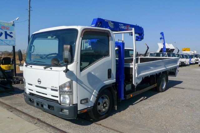 日産自動車 アトラス 小型 平ボディ（クレーン付） SKG-APR85AR(99623) 1枚目