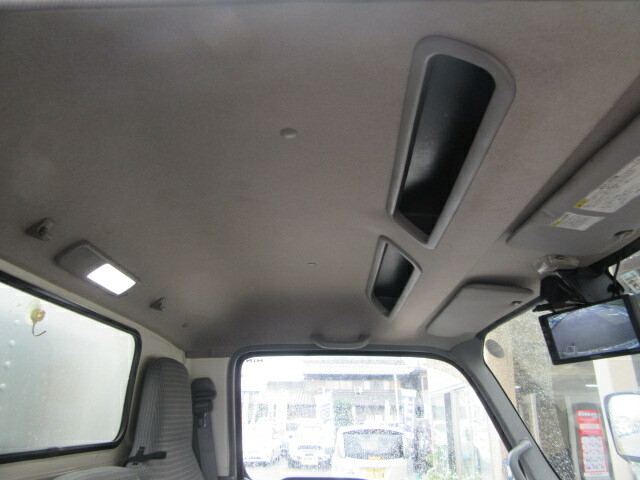 日野 デュトロ 小型 バン TKG-XZC605M(12657) 31枚目