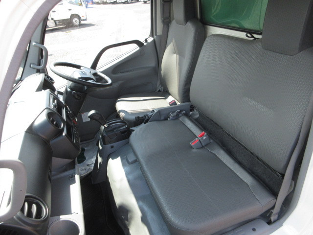 トヨタ ダイナ 小型 平ボディ 2RG-XZC605(109768) 30枚目