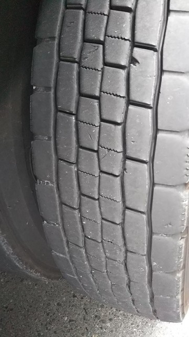 いすゞ ギガ 大型 特装車・その他 PJ-CYM51Q5(3587) 15枚目