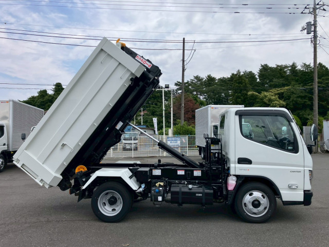 三菱ふそう キャンター 小型 コンテナ専用車 2RG-FBAV0(106563) 9枚目