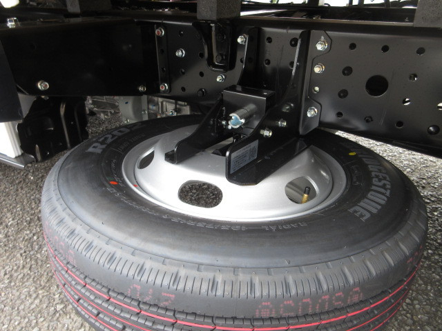 三菱ふそう キャンター 小型 平ボディ 2TG-FBA00(109009) 46枚目