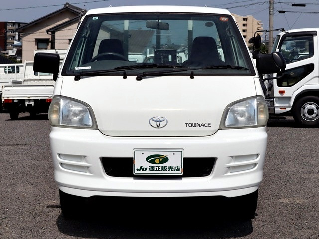 トヨタ タウンエース 小型 平ボディ GK-KM70(109290) 3枚目