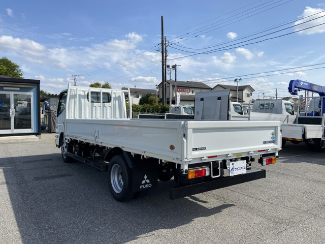 三菱ふそう キャンター 小型 平ボディ 2RG-FEAV0(107392) 6枚目