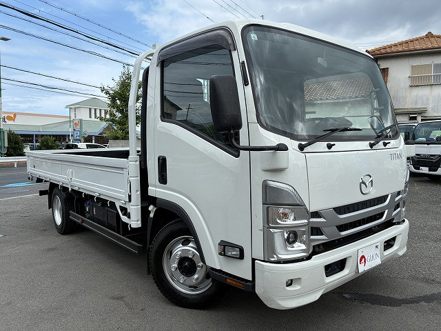マツダ タイタン 小型 平ボディ 2RG-LPR88AR(110197) 3枚目