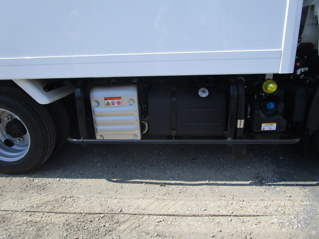 日野 デュトロ 小型 冷蔵冷凍バン 2WG-XZU606N(111485) 38枚目