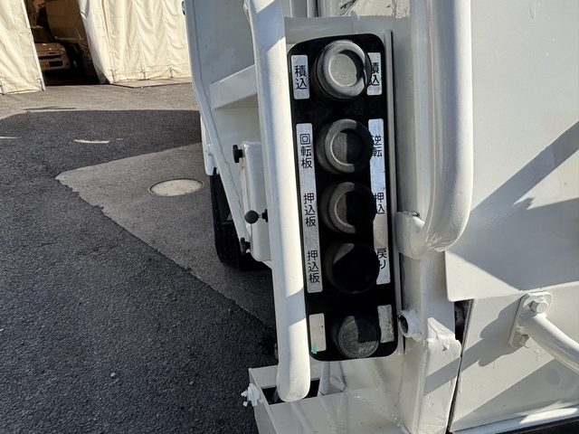 日野 レンジャー 中型 塵芥車（回転式） TKG-FD7JGAA(108200) 11枚目