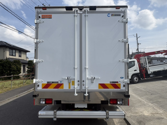 日野 レンジャー 中型 冷蔵冷凍バン 2KG-FD2ABG(104283) 8枚目