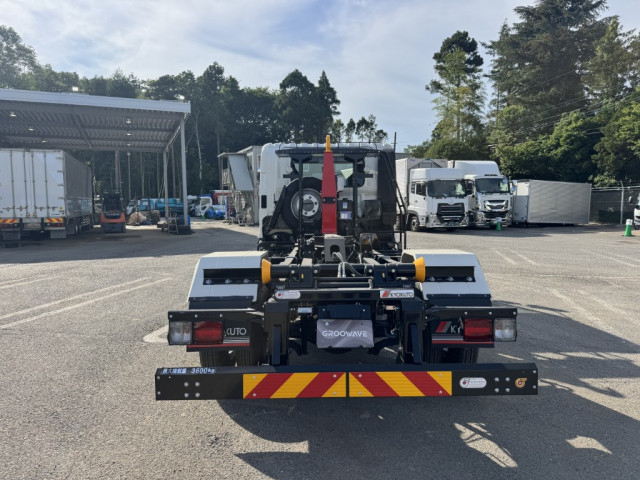 日野 レンジャー 中型 コンテナ専用車 2KG-FD2ABA(106368) 9枚目