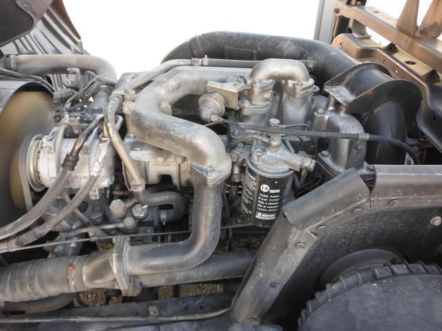UDトラックス（日産） コンドル 中型 ウィング KK-MK25B(2579) 22枚目