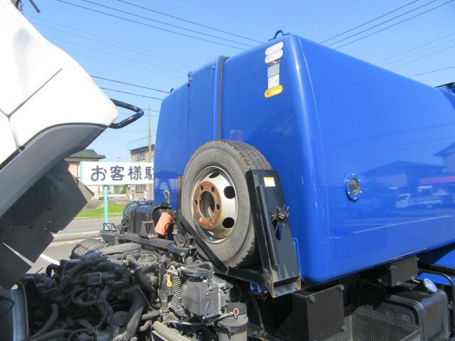 UDトラックス（日産） コンドル 中型 塵芥車（回転式） TKG-MK38L(9256) 7枚目