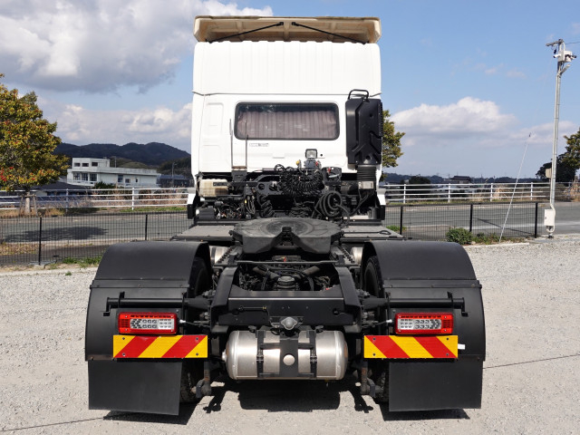 UDトラックス（日産） クオン 大型 トラクタ 2PG-GK5AAD(102610) 10枚目