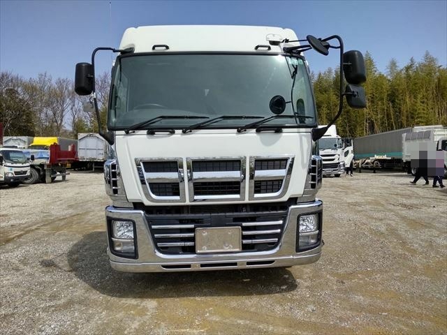 いすゞ ギガ 大型 トラクタ QKG-EXD52AD(9397) 2枚目