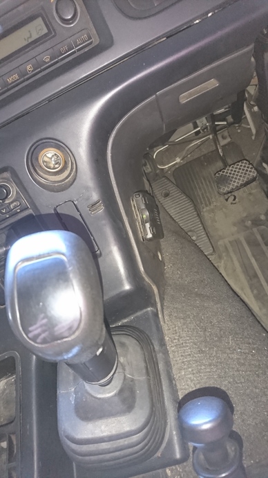 いすゞ ギガ 大型 トラクタ KL-EXZ52J3(2925) 27枚目