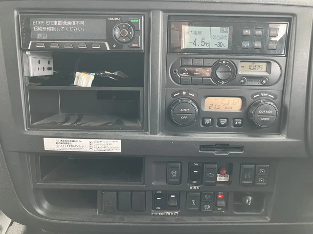 いすゞ ギガ 大型 冷蔵冷凍バン 2KG-CYY77CY(106847) 36枚目