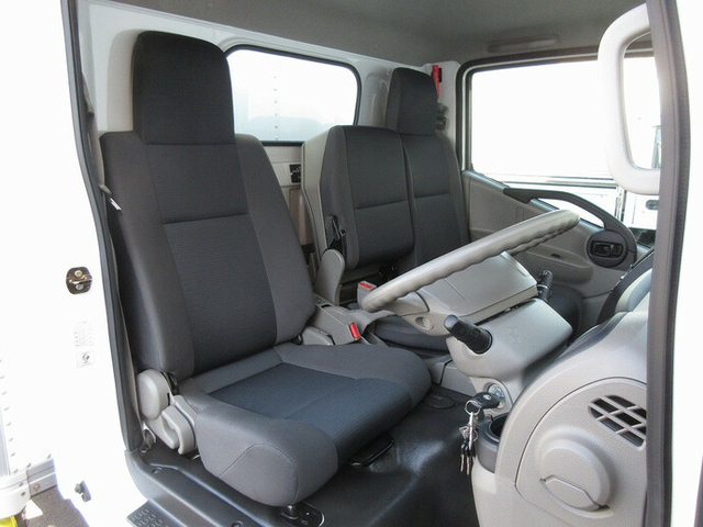 日産自動車 アトラス 小型 バン SKG-TZ3F24(9231) 33枚目