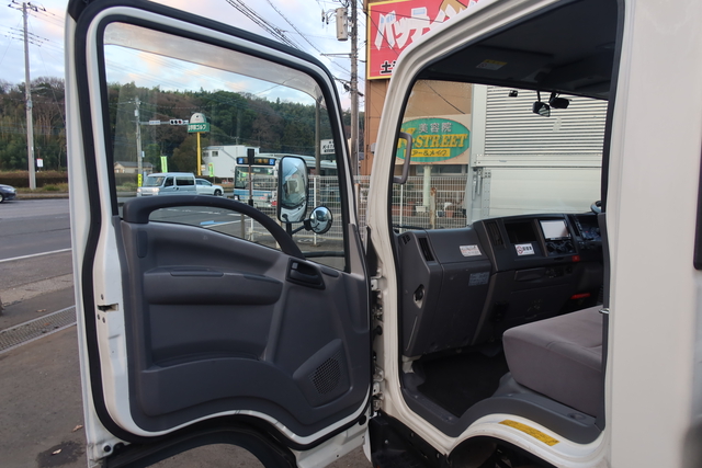 マツダ タイタン 小型 平ボディ TRG-LLR85AR(108241) 56枚目