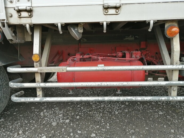 UDトラックス（日産） コンドル 増トン 平ボディ BDG-PW37C(5506) 43枚目