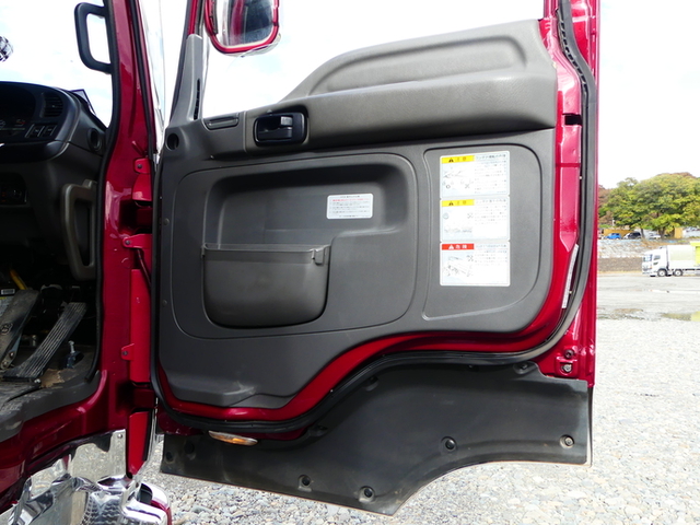 いすゞ ギガ 大型 コンテナ専用車 QKG-CYZ77AM(53468) 22枚目