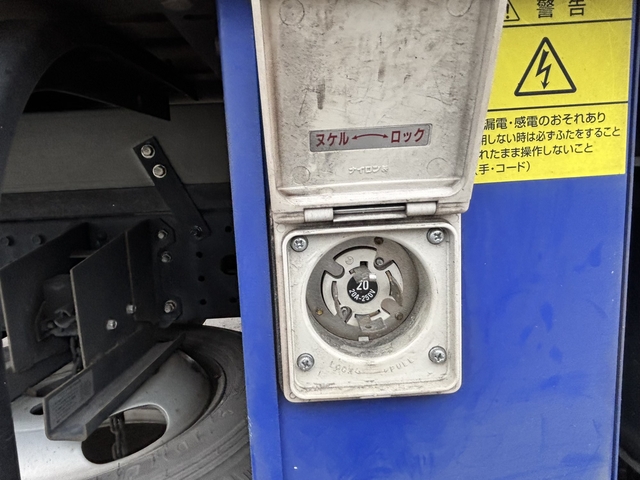 三菱ふそう キャンター 小型 冷蔵冷凍バン TPG-FBA20(108202) 39枚目