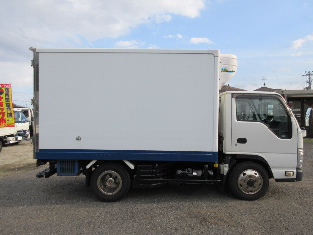 いすゞ エルフ 小型 冷蔵冷凍バン TPG-NJS85AN(113643) 6枚目