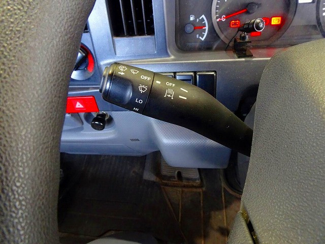 いすゞ エルフ 小型 平ボディ 2RG-NKS88A(109699) 19枚目