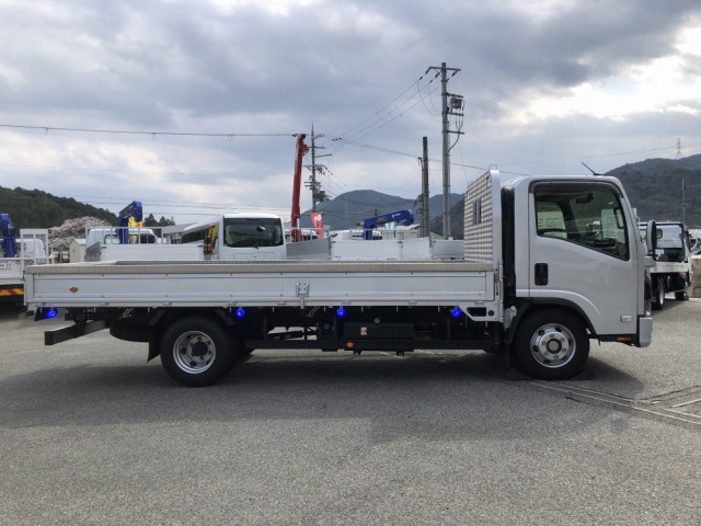 いすゞ エルフ 小型 平ボディ 2RG-NPR88YM(104507) 18枚目