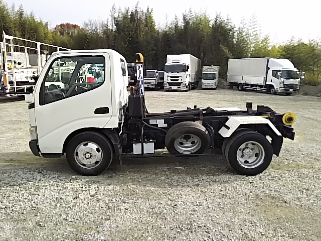 日野 デュトロ 小型 コンテナ専用車 PB-XZU304M(7638) 4枚目