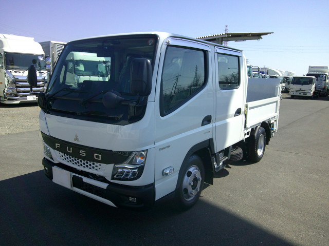 三菱ふそう キャンター 小型 Wキャブ 2RG-FBA20(102595) 1枚目
