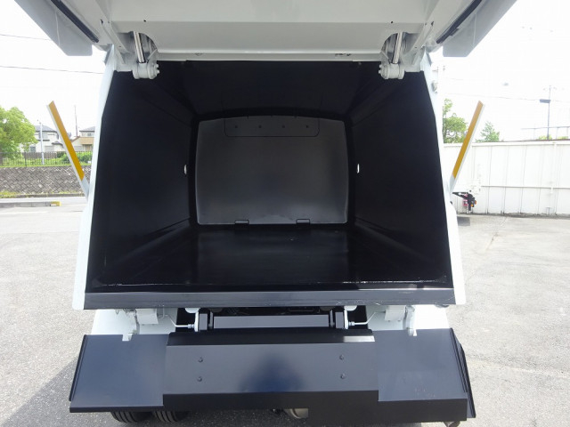 三菱ふそう キャンター 小型 塵芥車（プレス式） 2RG-FEAV0(113491) 12枚目