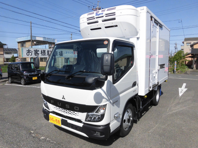 三菱ふそう キャンター 小型 冷蔵冷凍バン 2RG-FBAV0(104564) 1枚目