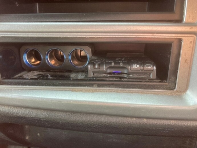 日野 レンジャー 中型 ウィング SKG-FD7JLAA(8843) 28枚目