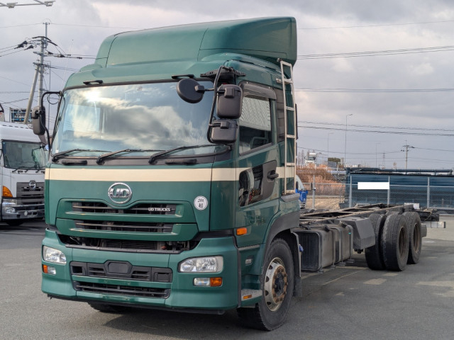 UDトラックス（日産） クオン 大型 QKG-CD5ZL(100336) 2枚目