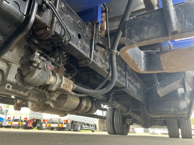 三菱ふそう ファイター 増トン 平ボディ（クレーン付） 2KG-FK62FZ(106806) 14枚目